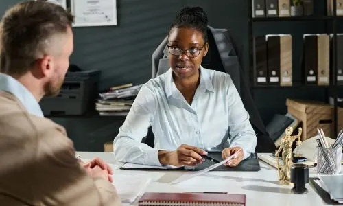 Peut-on créer une société en Andorre sans y résider ? Les options légales.